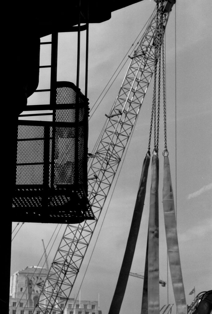 Thames Crane